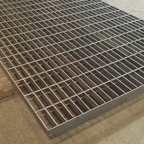 平臺(tái)走道鋼格柵鋼格板的承重力測(cè)試標(biāo)準(zhǔn)