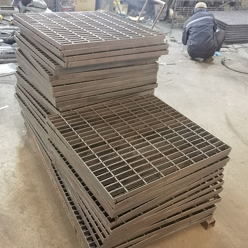 鍋爐廠平臺(tái)鋼格柵鋼格板抗沖擊性能有多強(qiáng)