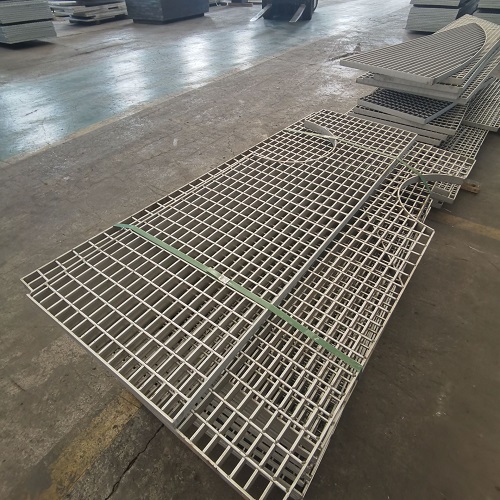 鋼格板重量計(jì)算指南：如何精準(zhǔn)估算采購成本？