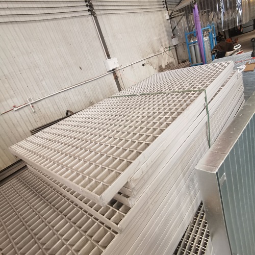 二手鋼格板能買嗎？3分鐘教你避坑！