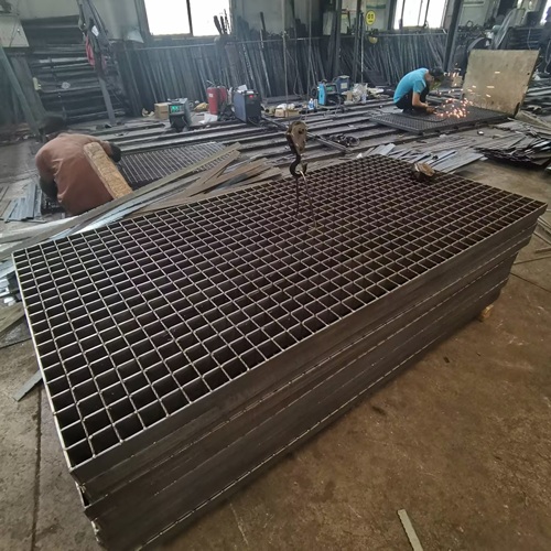 鋼格板的應(yīng)用場(chǎng)景有哪些？看完你就懂了