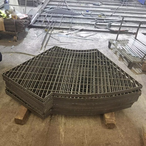 鋼格板用在藝術裝置上，太驚艷了