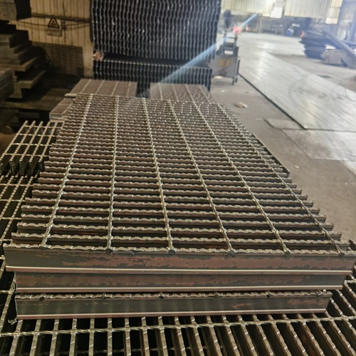 別再亂買了，鋼格柵板選型全攻略來了