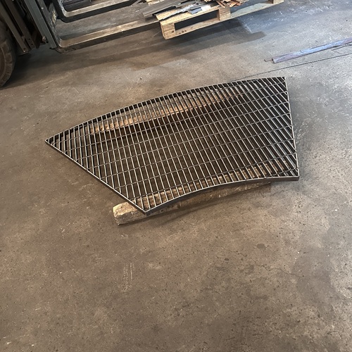 為什么越來越多工程師偏愛鋼格柵板